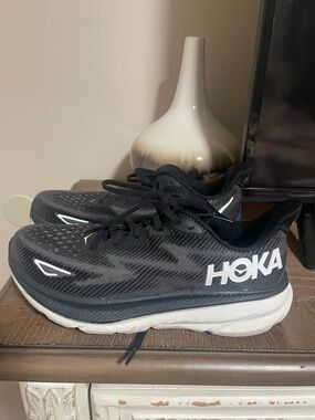 Hoka Clifton 9 Black and White Road Running Shoes